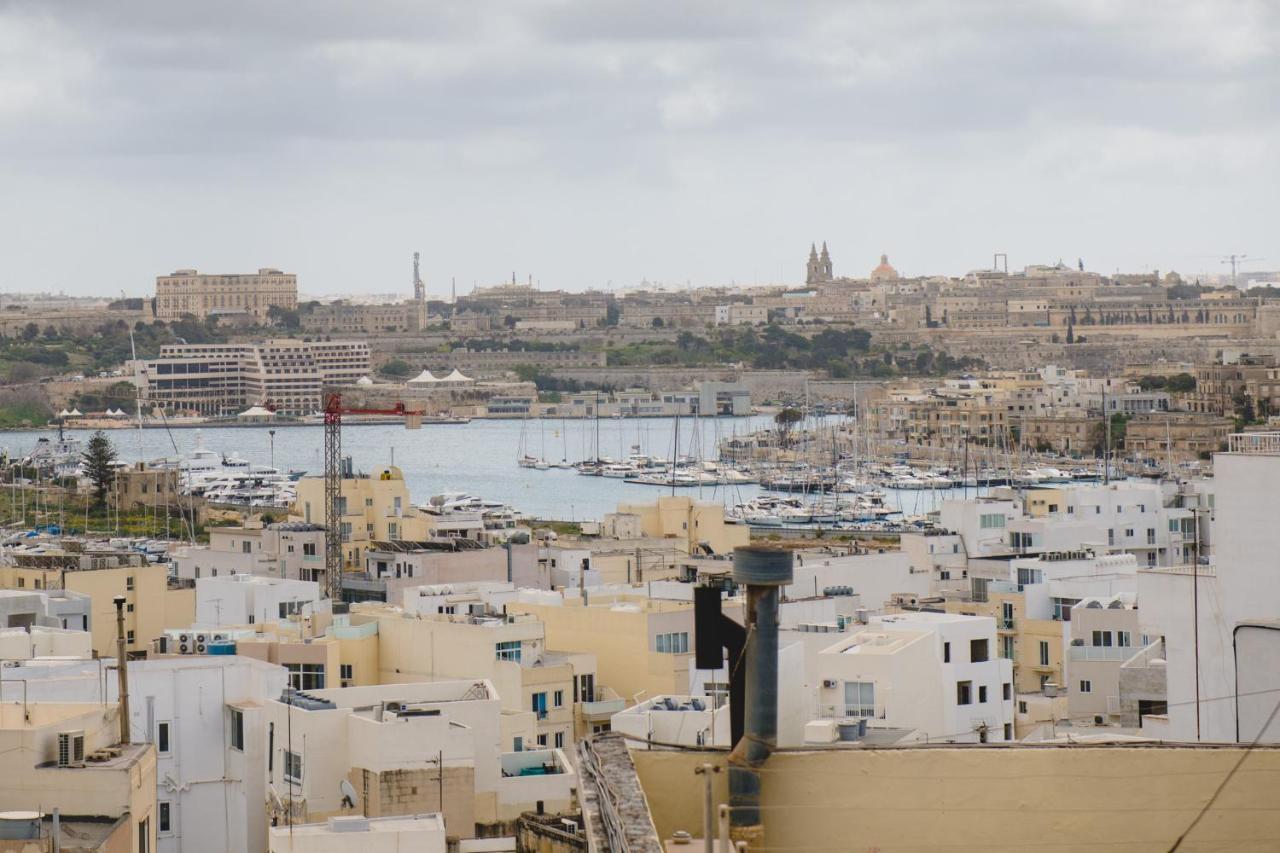 Sliema, Villa Savoia Luxury Apartment For 5 Guests Gzira Eksteriør bilde