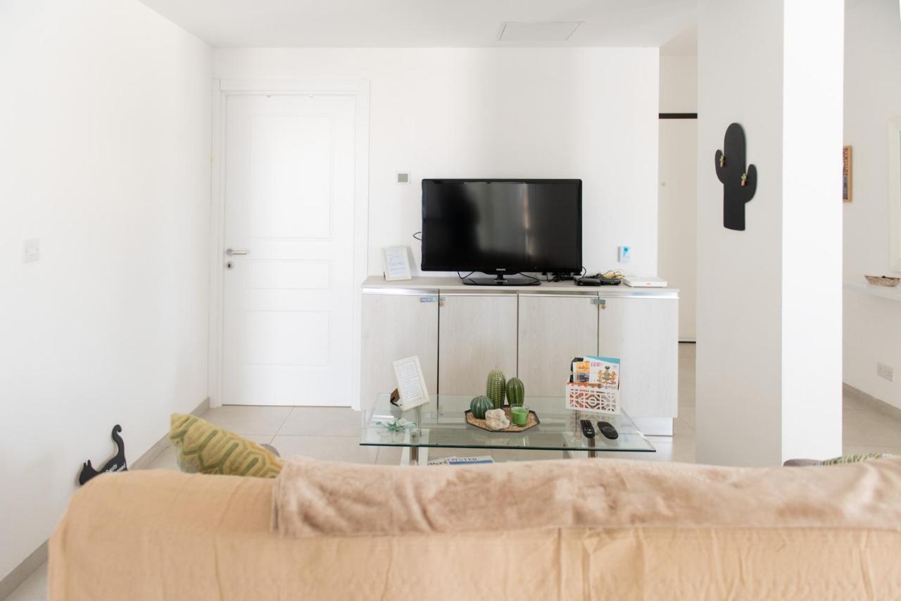 Sliema, Villa Savoia Luxury Apartment For 5 Guests Gzira Eksteriør bilde